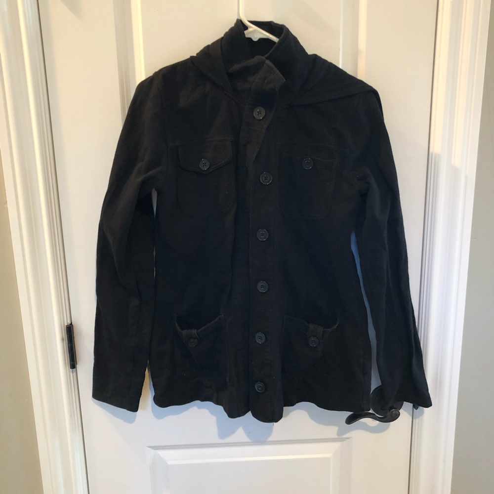 Black volcom jacket